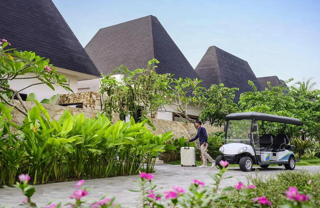 Pullman Lombok Merujani Mandalika Beach Resort-1