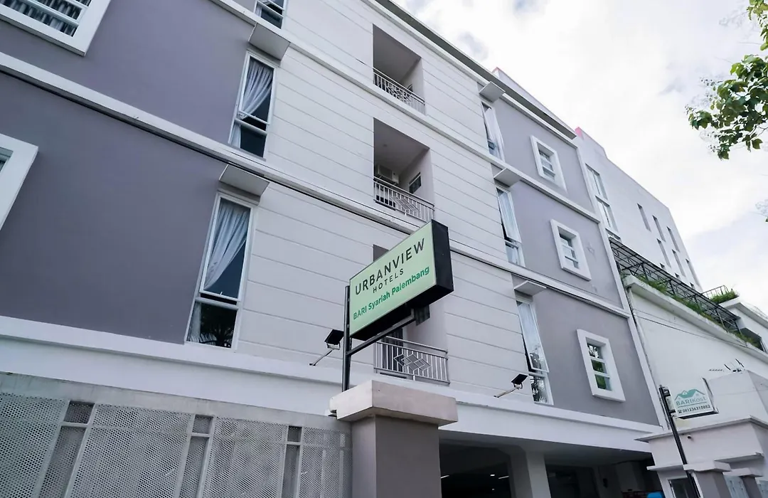 Urbanview Hotel Bari Syariah Palembang By Reddoorz-1