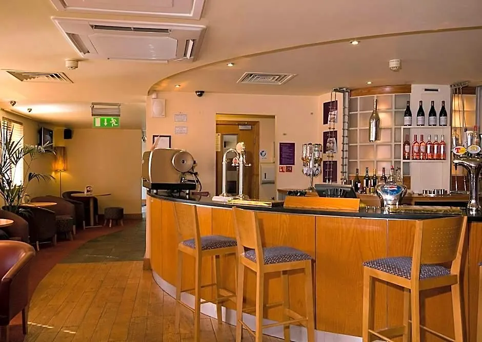 Premier Inn Aberdeen City Centre-1