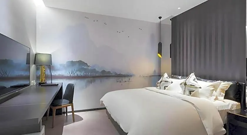 Joyous Hotel-1