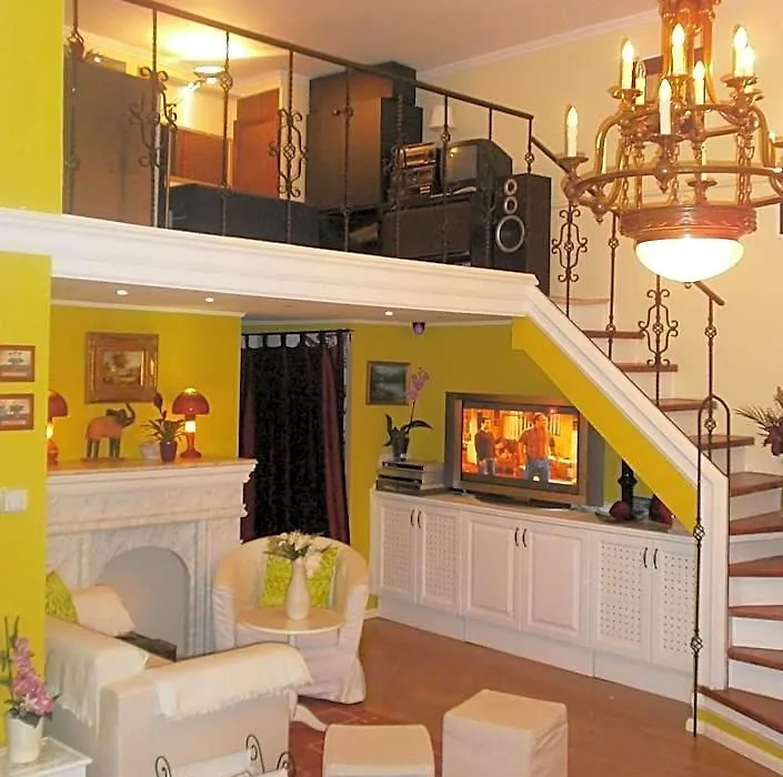 Connection Guesthouse-1