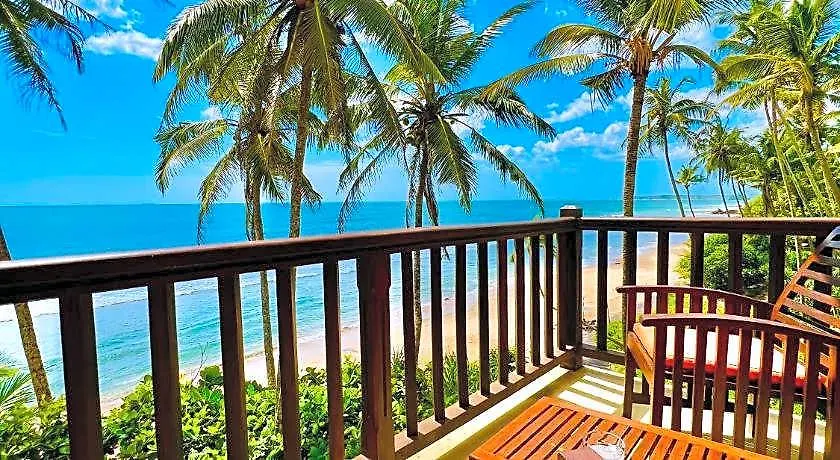 Top Secret Beach Hotel-1