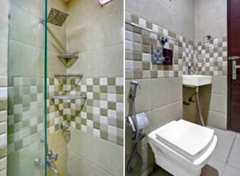 Hotel O Welcome Hotel Near Dlf Avenue Saket-1