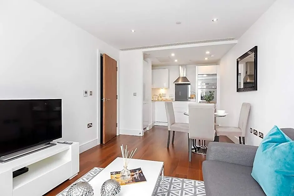 Lincoln Plaza Serviced Apartments By Thesqua.Re-1