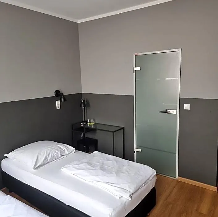 Hotel Fly ' In-1