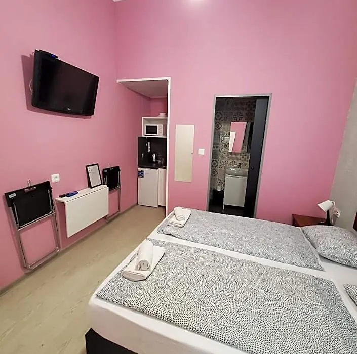 Klauzal19 Rooms-1