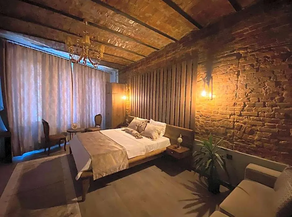Alma Port Suites-1