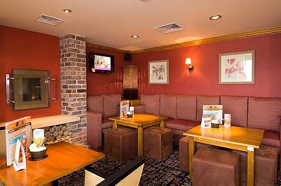 Premier Inn Doncaster Central-1