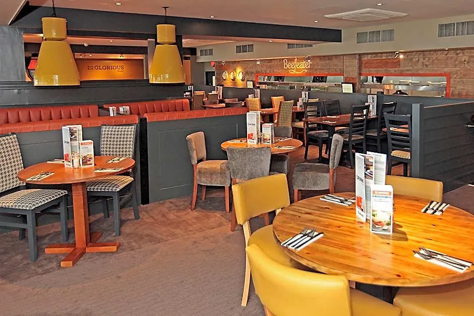 Premier Inn Torquay Seafront-1