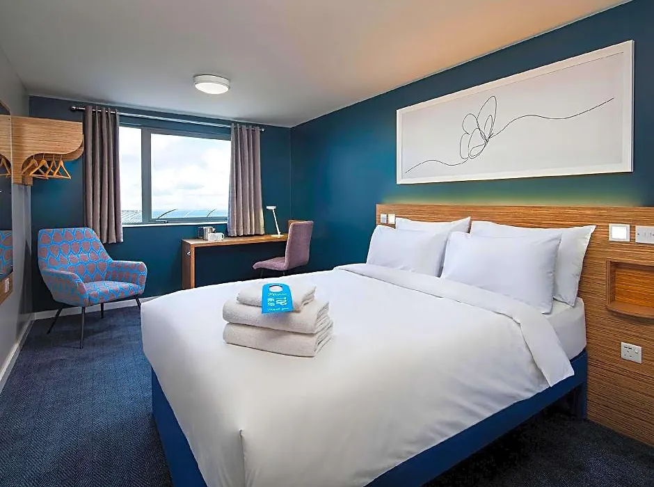 Travelodge Birmingham Airport-1