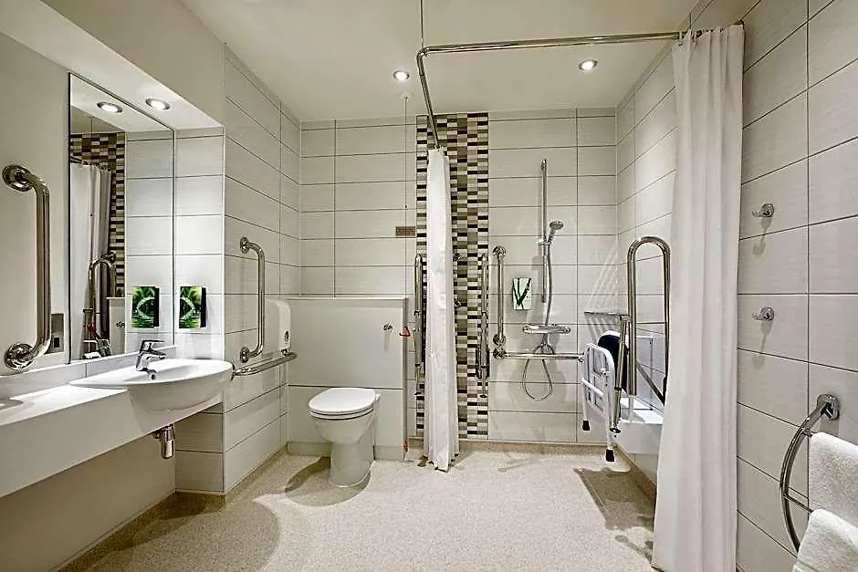 Premier Inn Poole Centre-1