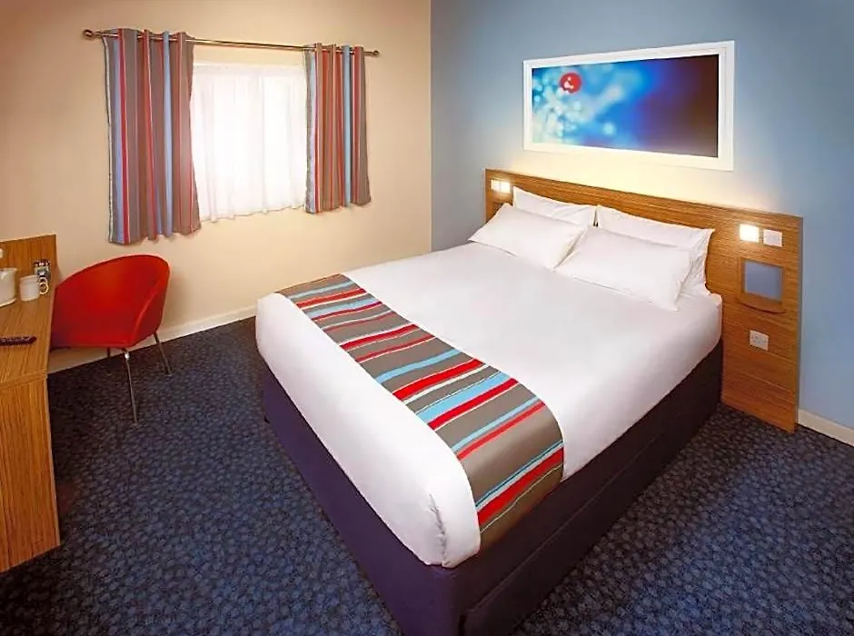 Travelodge Milton Keynes Central-1