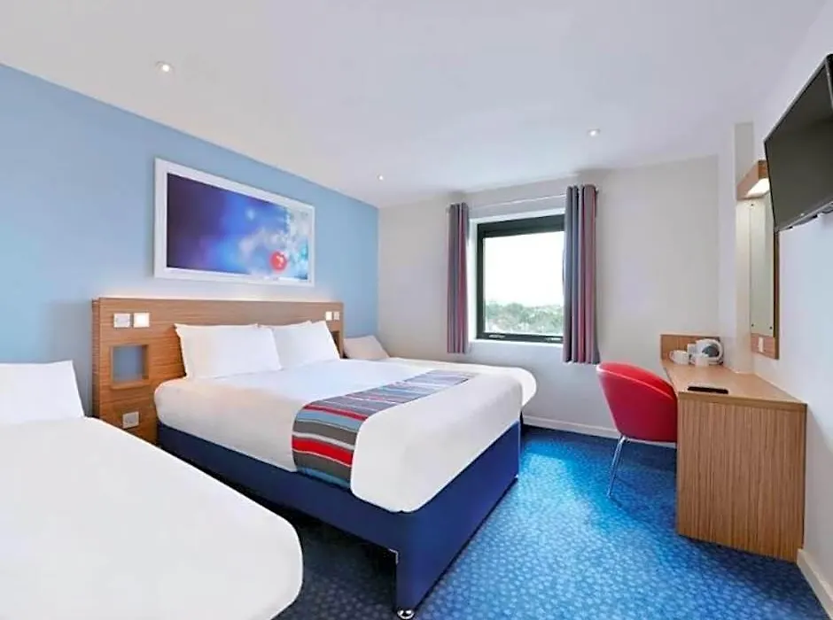 Travelodge Winnersh Triangle-1