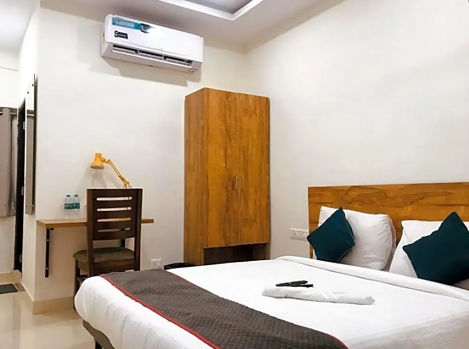 Frenotel Hitec City-1