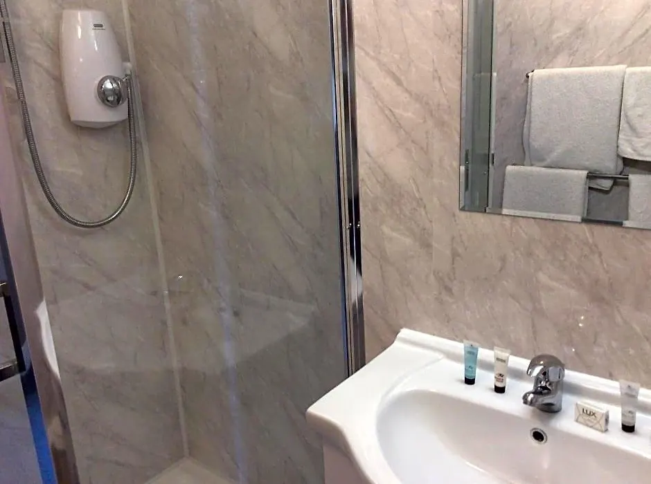 Highfield Guest House-1