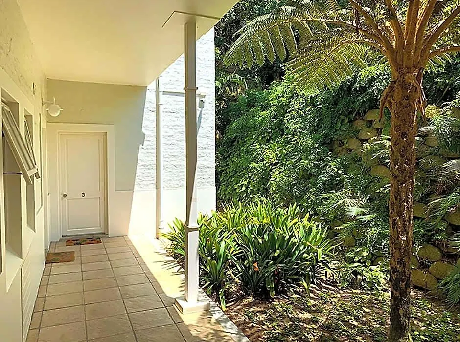 Coral Tree Colony Bed & Breakfast-1