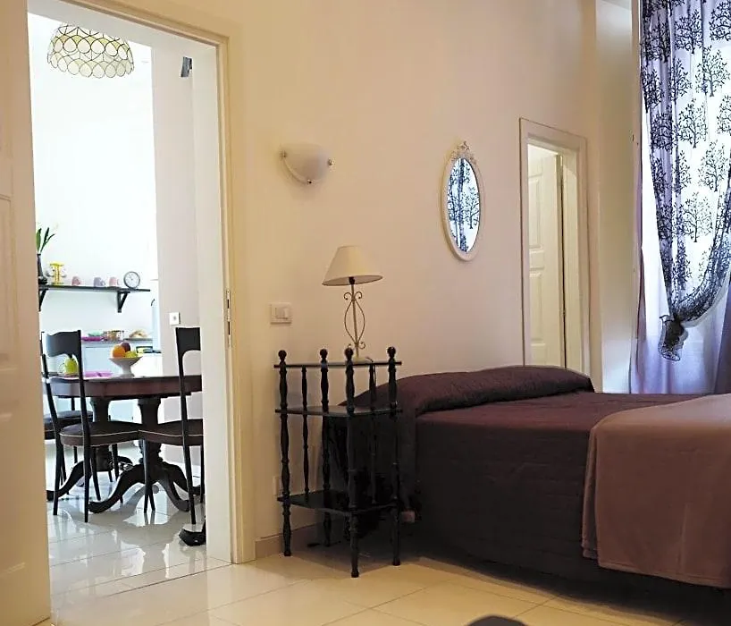 Flora Rooms-1