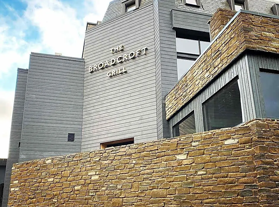 Broadcroft Hotel-1