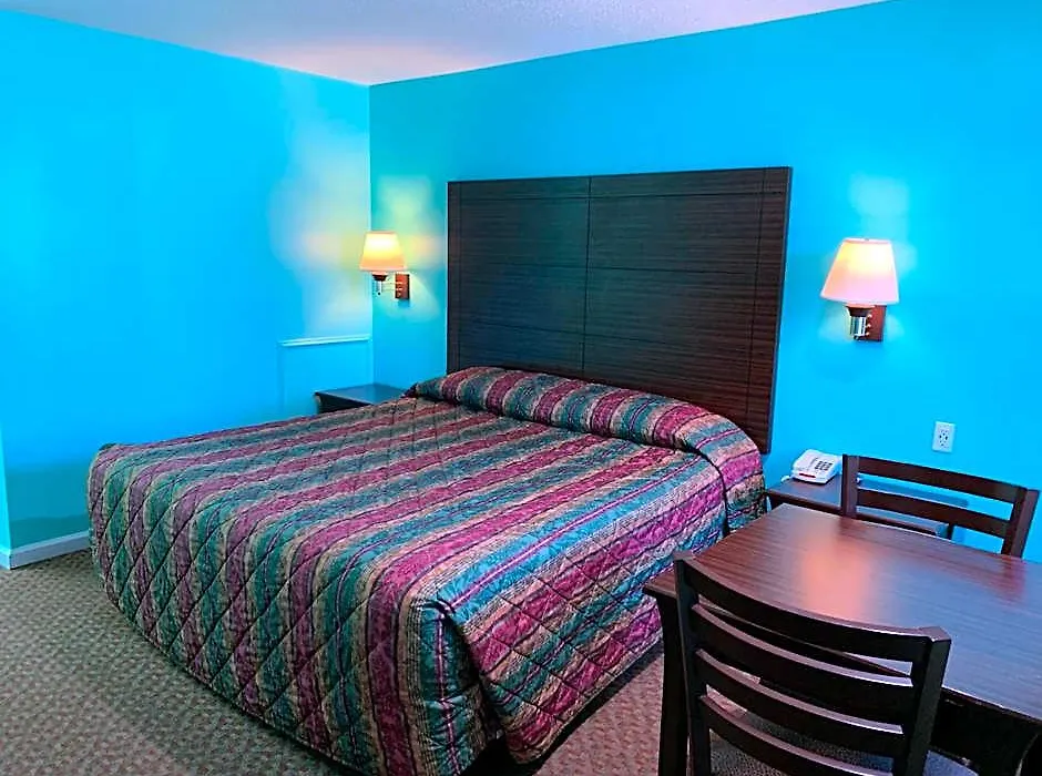 Scottish Inn - Clanton-1