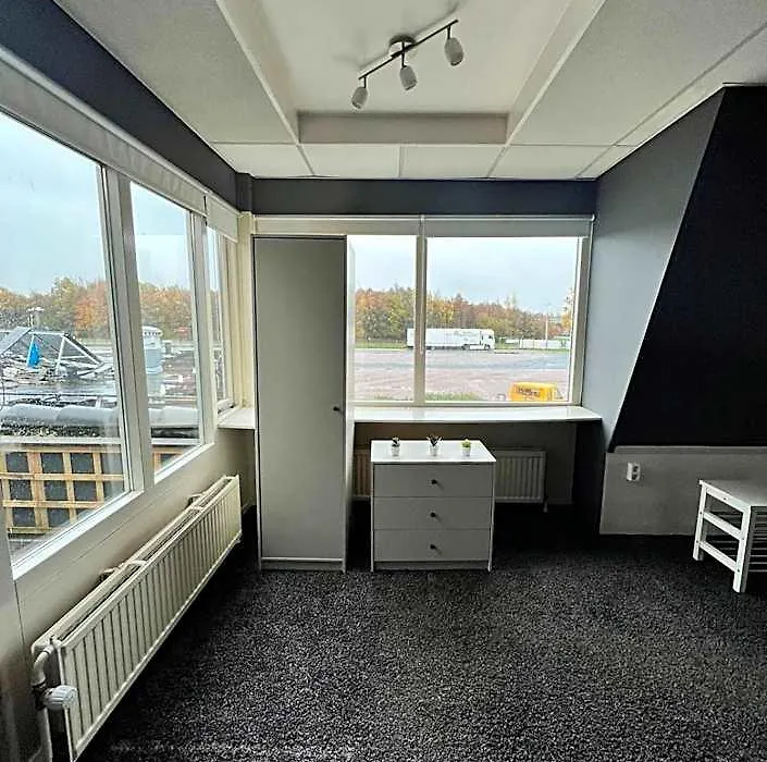 Hotel de Raket-1