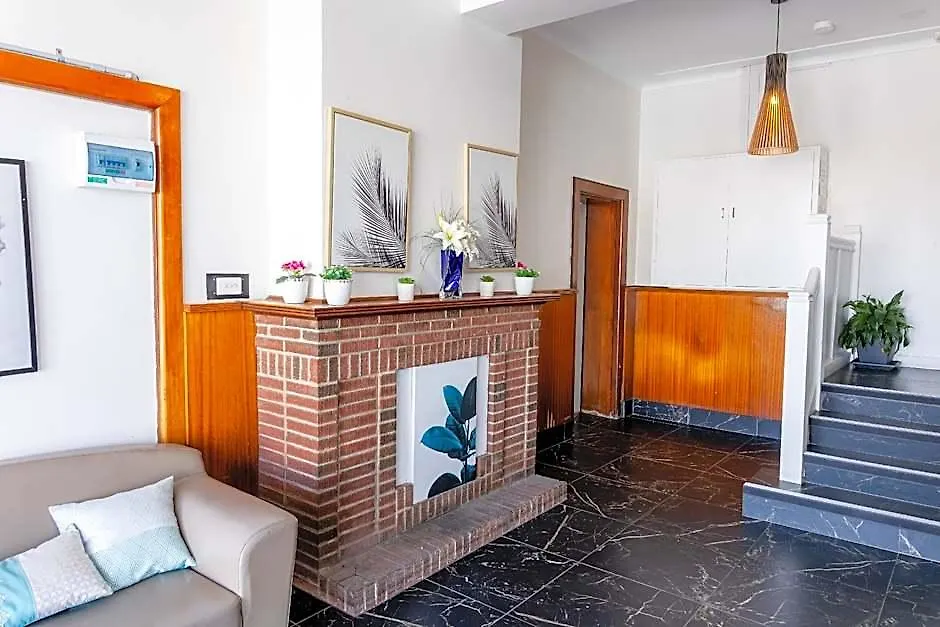 Exchange Hotel Goulburn-1