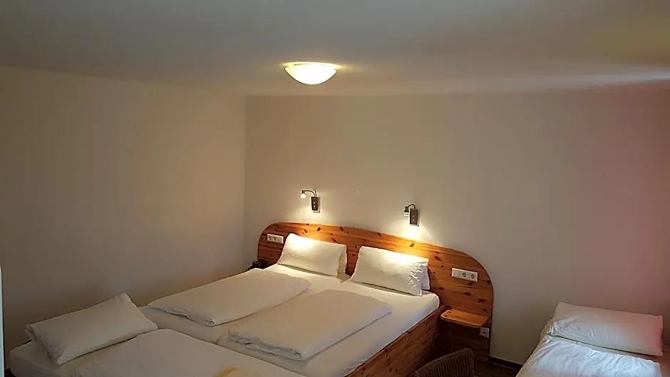 Hotel Gasthaus Rössle-1