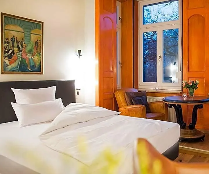 Hotel Ritzi-1