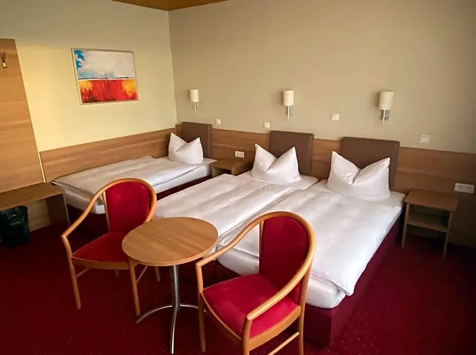 Hotel Nürnberger Trichter-1
