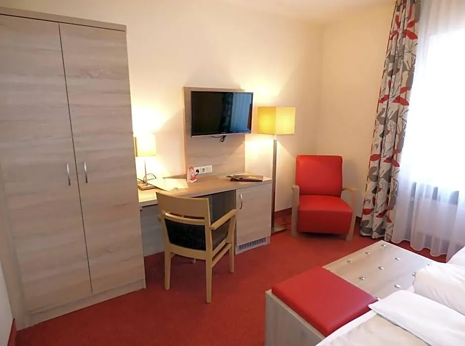 Hotel Strauss-1