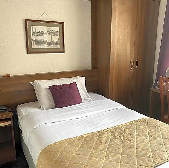 The Tudor Hotel-1