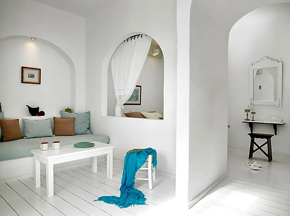 Altana Heritage Suites-1