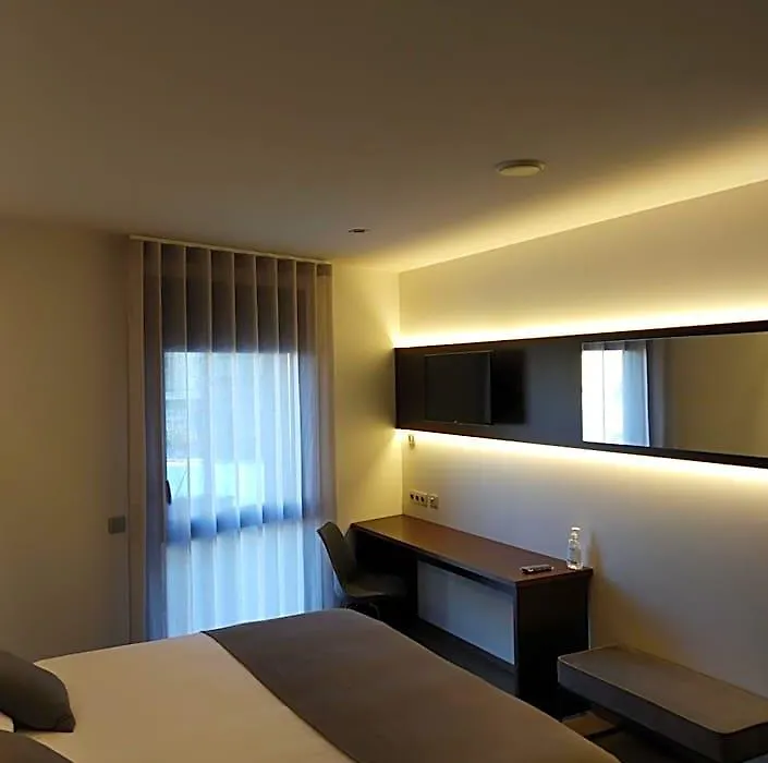 Hotel Olot Centre-1