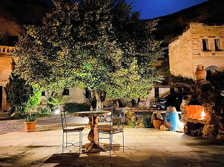 The Village Cave Hotel-1