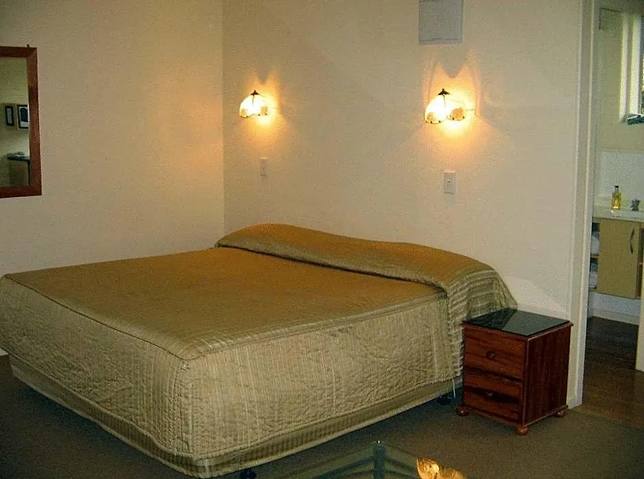 Shortland Court Motel-1