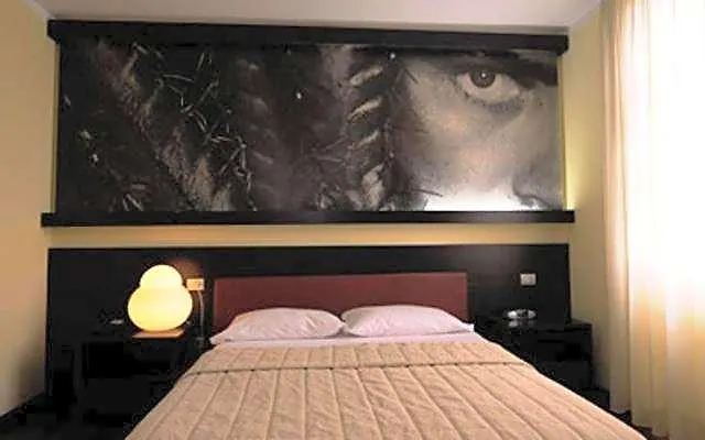Nine Hotel-1