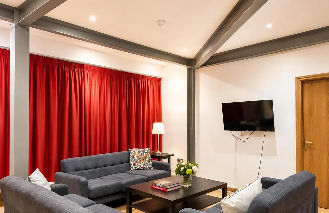 62-66 Farringdon Apartments-1