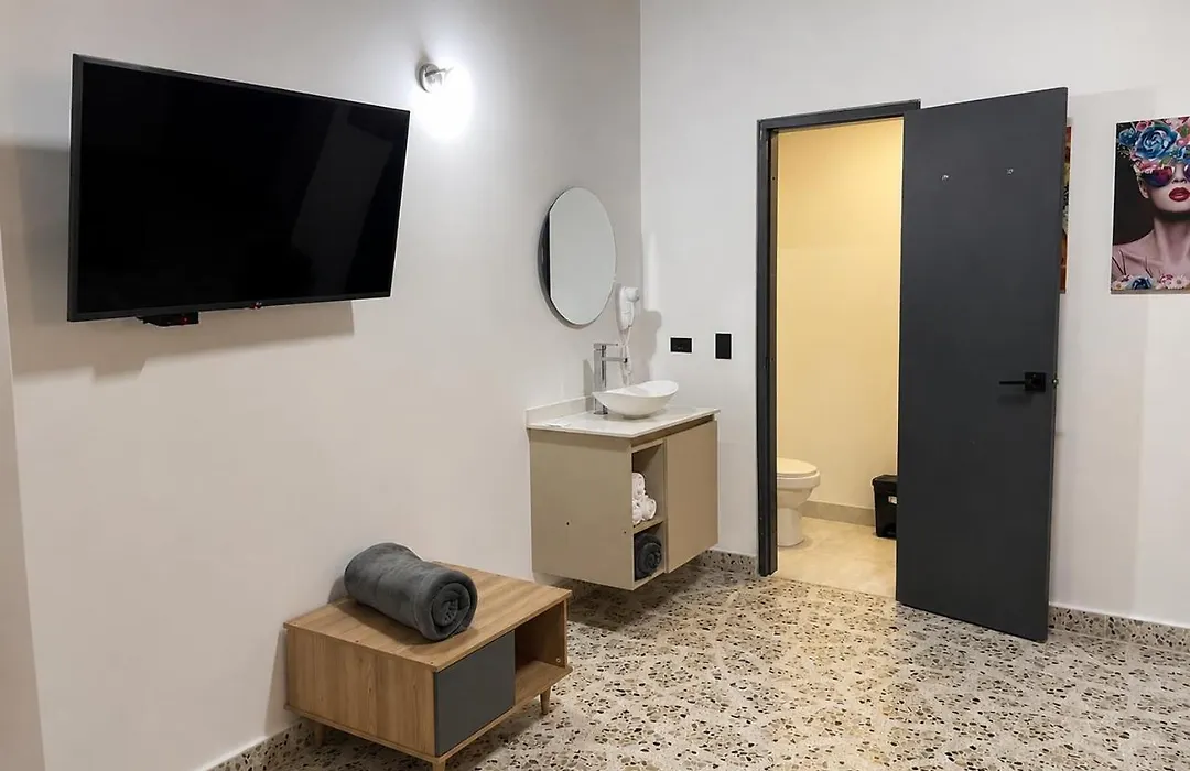 Hotel Ofix - Laureles-1