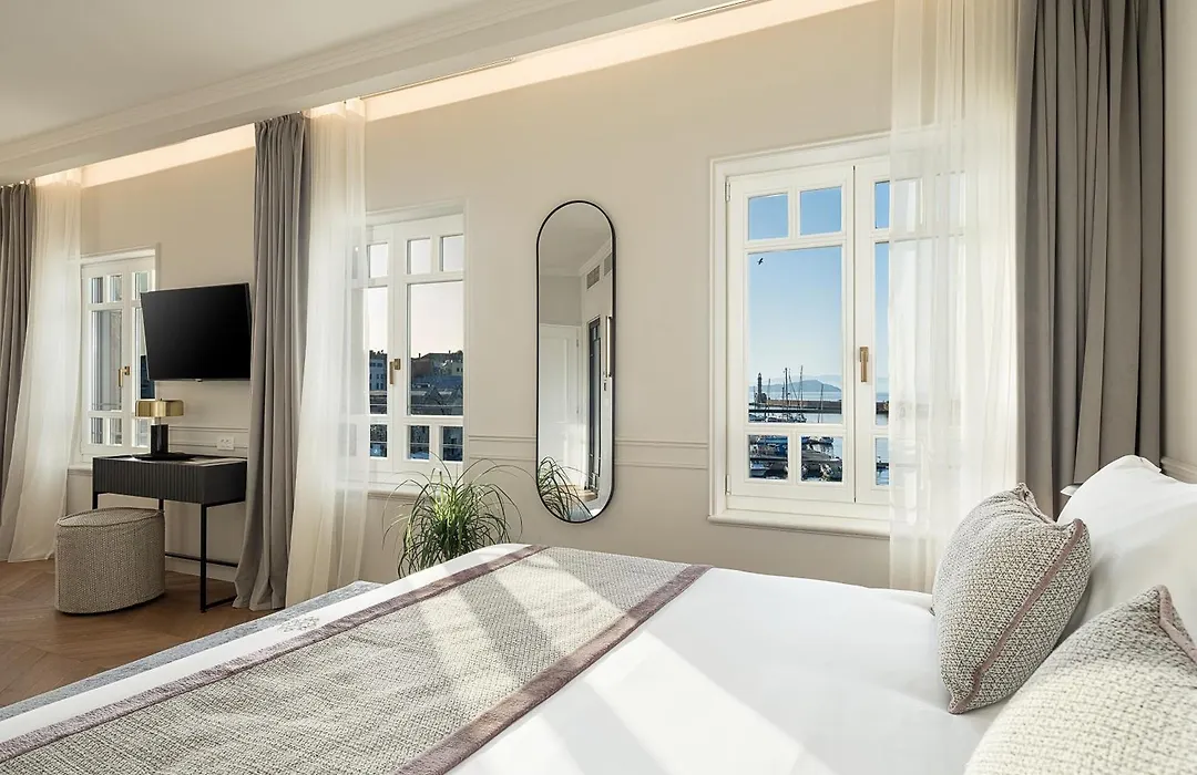 Riviera Suites-1