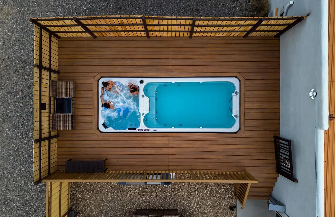Luxx Taos Motor Lodge-1