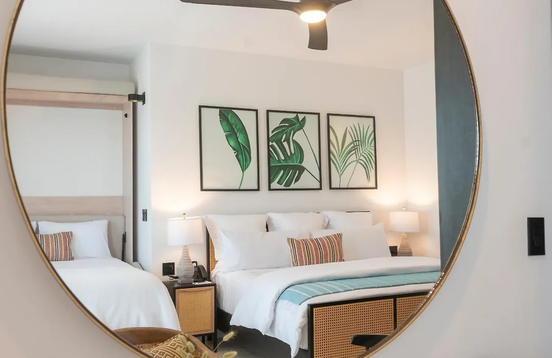 Flamboyan Hotel & Residences-1