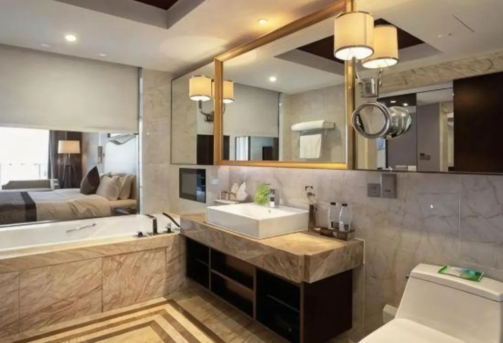 Bairun Zhenjiang International Hotel-1