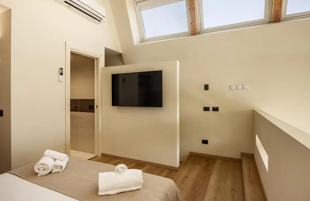 Rh Lifestyle Rooms & Suites-1