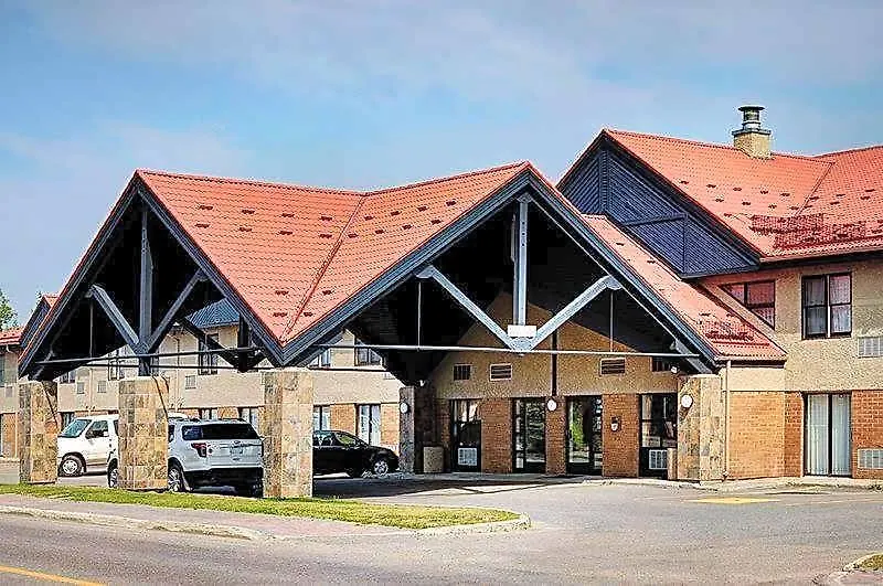 Thompson'S Best Value Inn & Suites-1