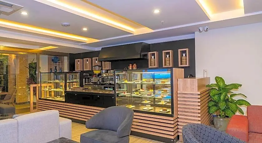 38 Hotel-1