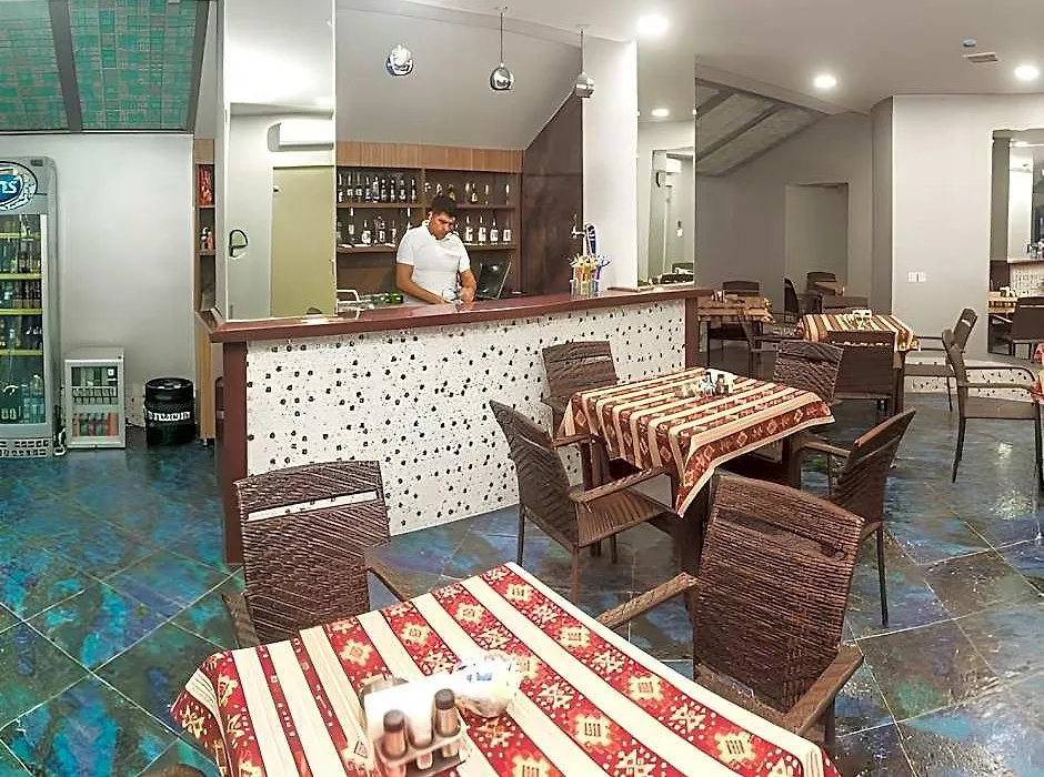 Parkway Inn Hotel And Spa-1
