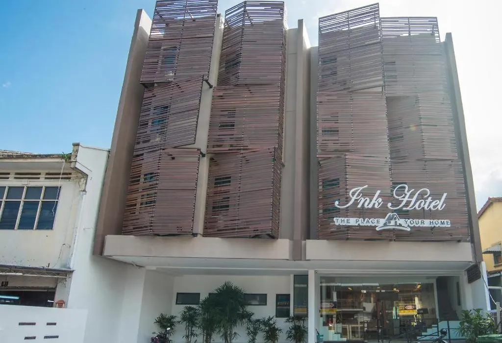 Ink Hotel-1