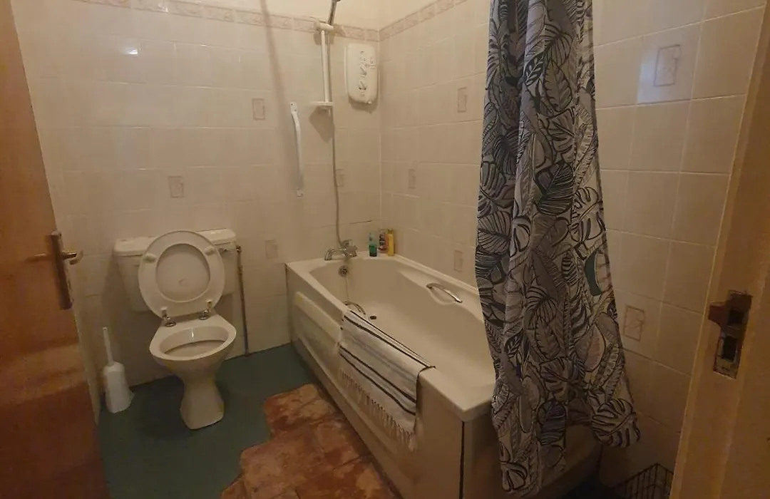 Double Room In Richmond House Fermoy-1