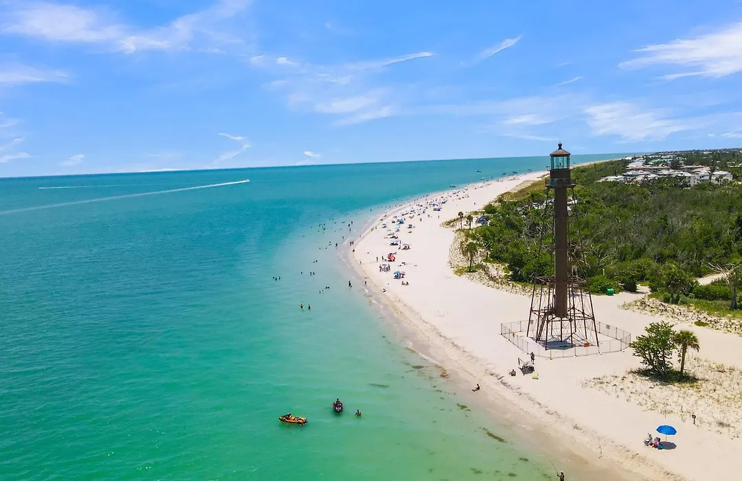 Lighthouse Resort & Club-1