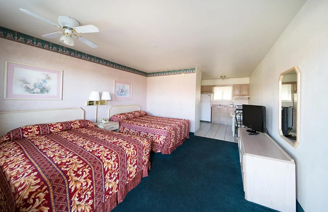 Superior Suites Phoenix Mesa-1