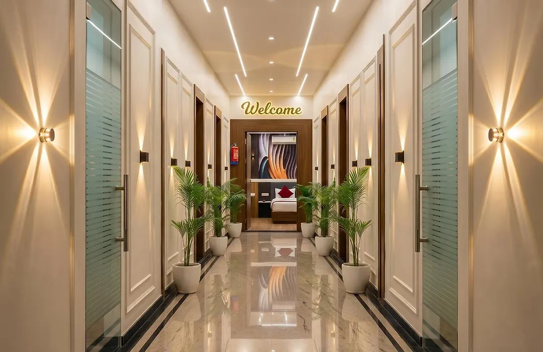 The Raghav Vilas Luxury Stay Near Kashi Vishwanath Temple-1